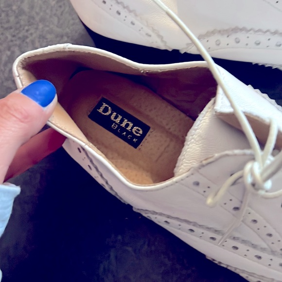 DUNE OXFORDS - SIZE 9. - Picture 2 of 3